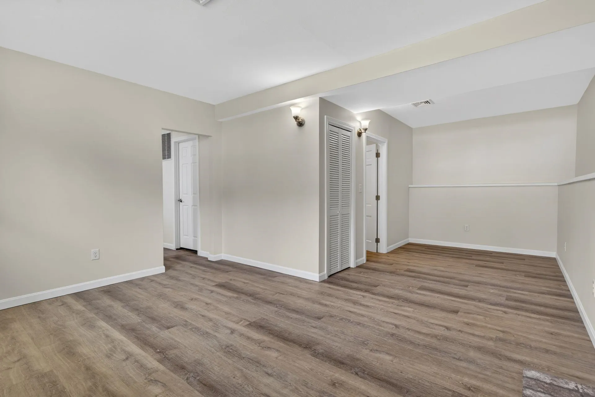 27 Townsend Avenue Salem NH 03079