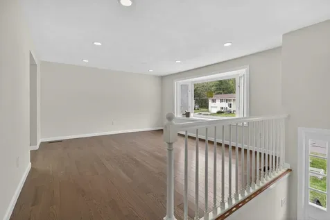 27 Townsend Avenue Salem NH 03079
