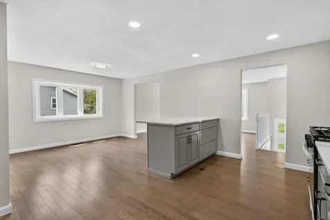 27 Townsend Avenue Salem NH 03079