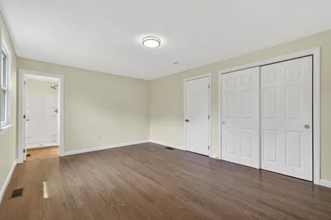 27 Townsend Avenue Salem NH 03079