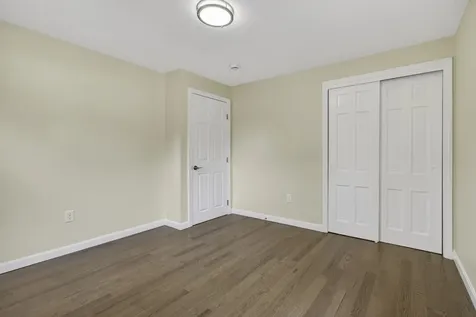 27 Townsend Avenue Salem NH 03079