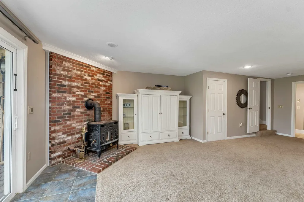 50 Patch Pond Road Ossipee NH 03814