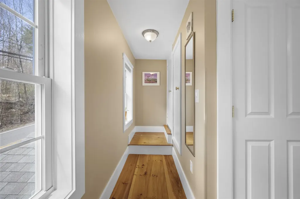 105 Brentwood Road Exeter NH 03833
