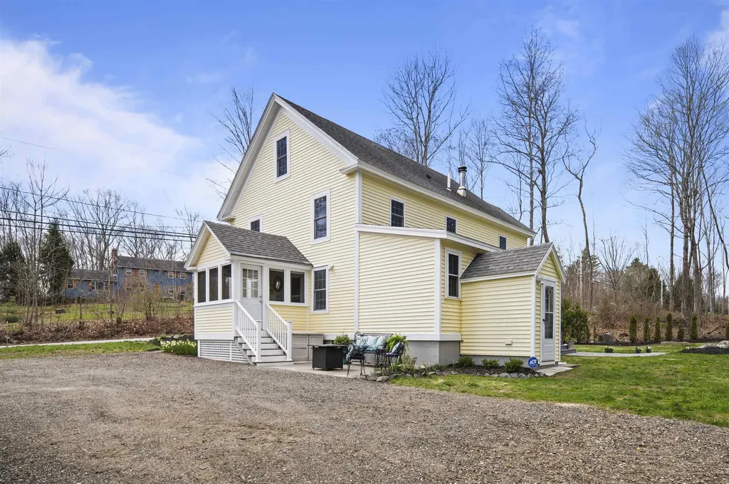 105 Brentwood Road Exeter NH 03833