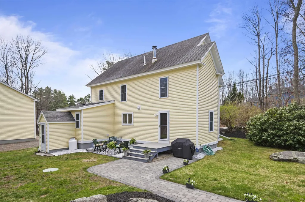105 Brentwood Road Exeter NH 03833