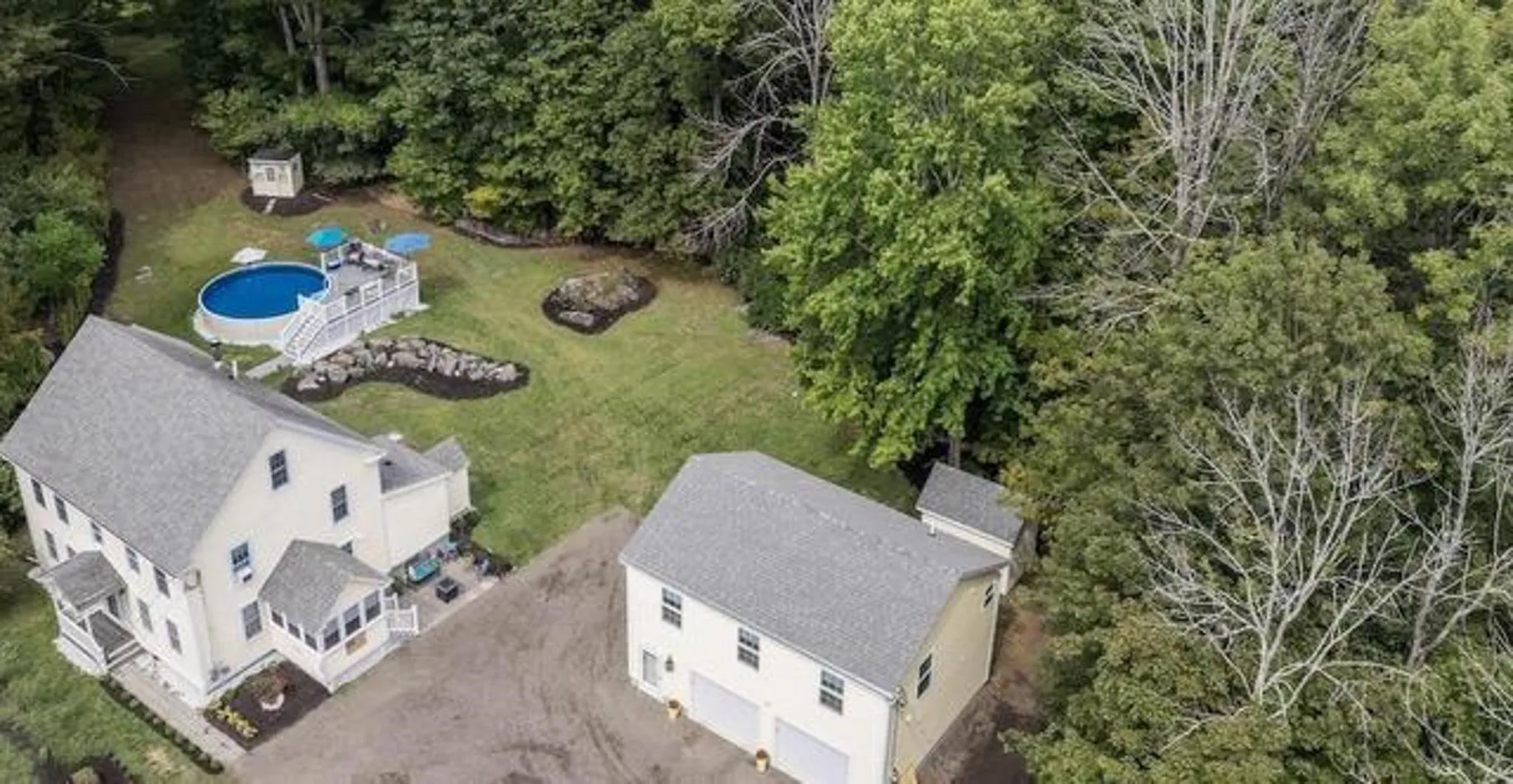 Exeter NH, 105 Brentwood Road
