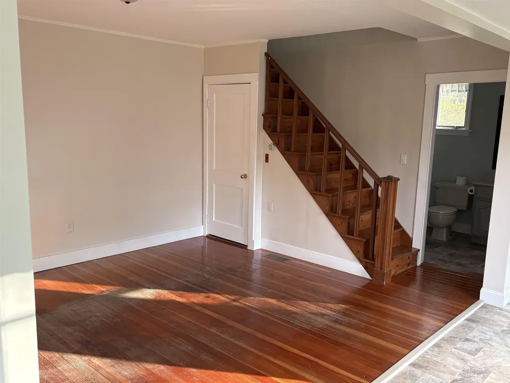 80 St. Laurent Street Epping NH 03042