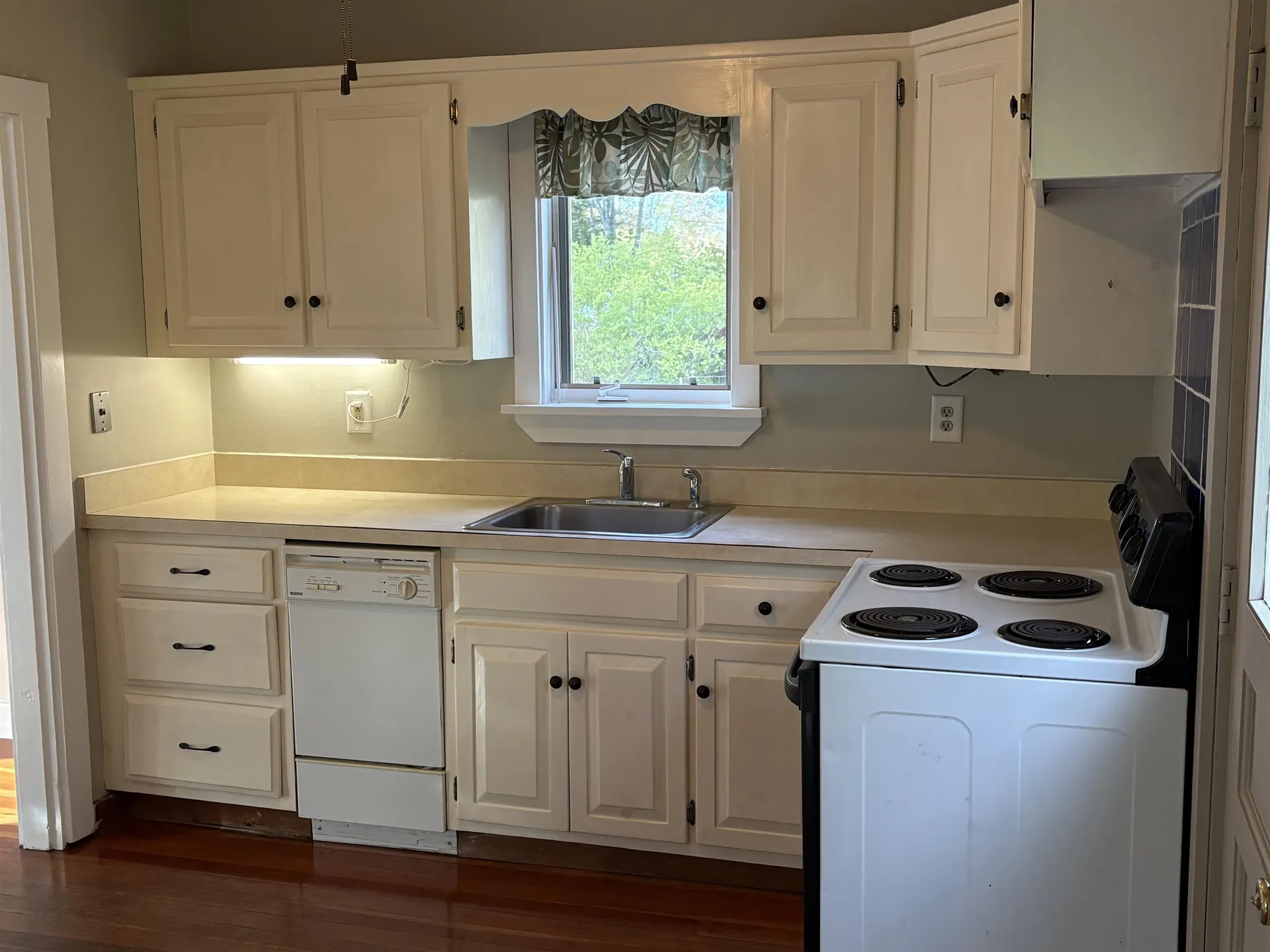 80 St. Laurent Street Epping NH 03042