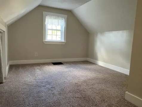 80 St. Laurent Street Epping NH 03042