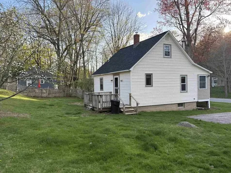 80 St. Laurent Street Epping NH 03042