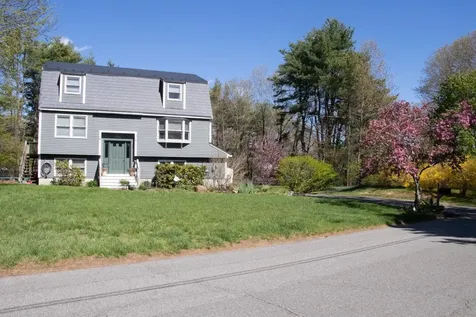 2 Skunk Road Merrimac MA 01860