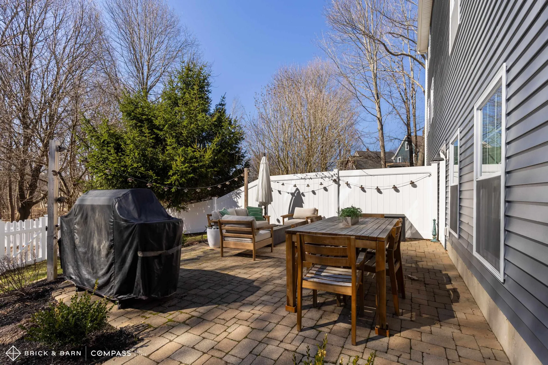 72 Woodbury Avenue Portsmouth NH 03801