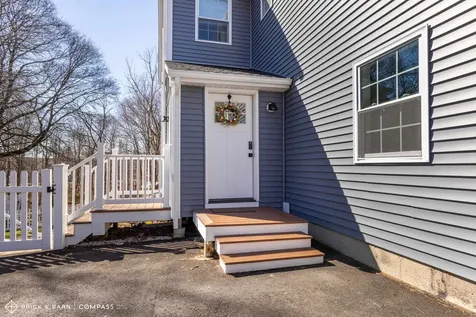 72 Woodbury Avenue Portsmouth NH 03801