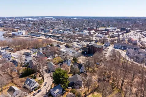 72 Woodbury Avenue Portsmouth NH 03801