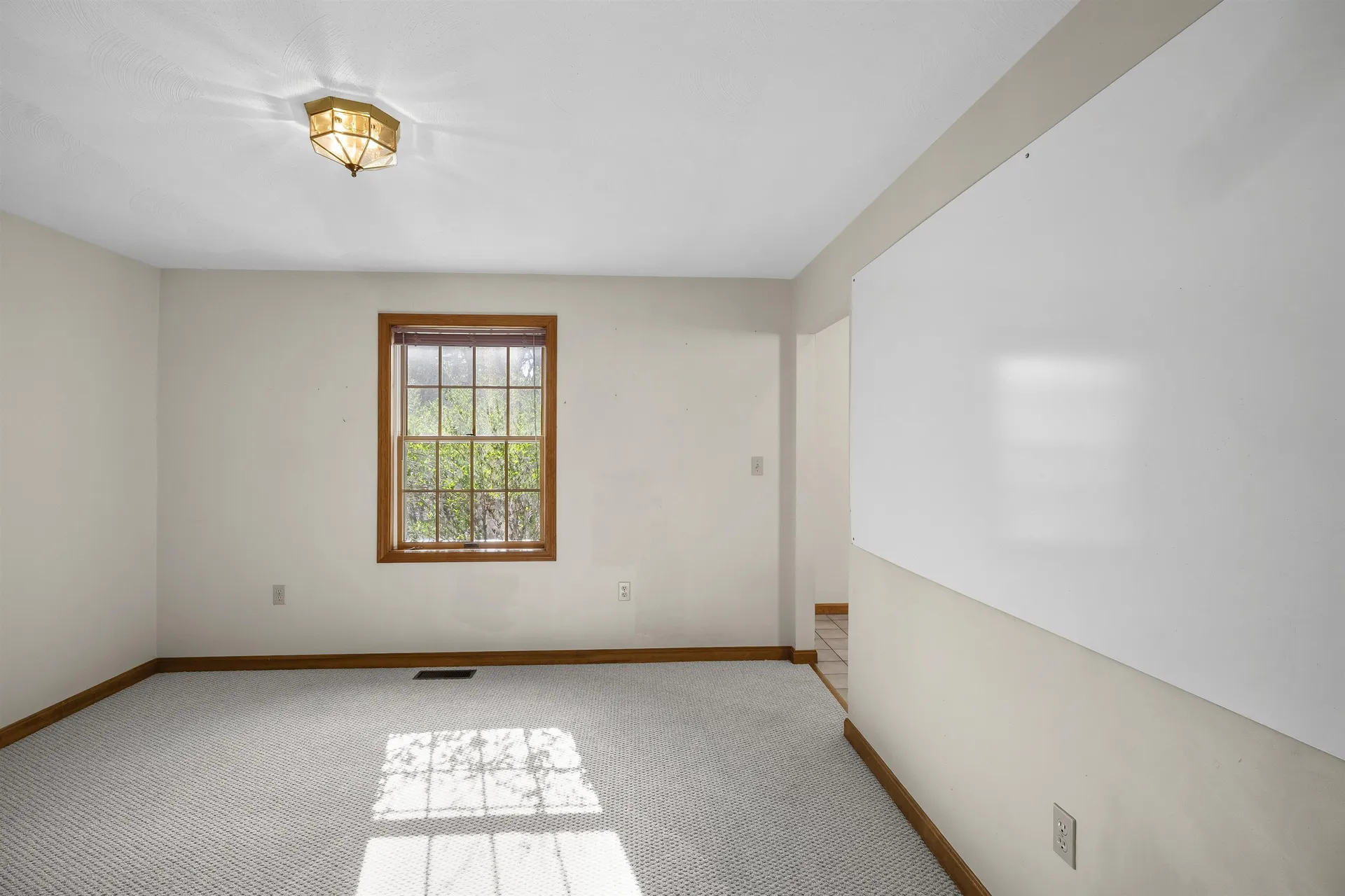 9 Maxwell Drive Brookline NH 03033