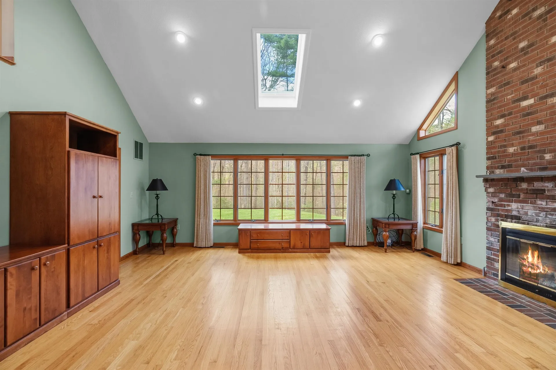 9 Maxwell Drive Brookline NH 03033