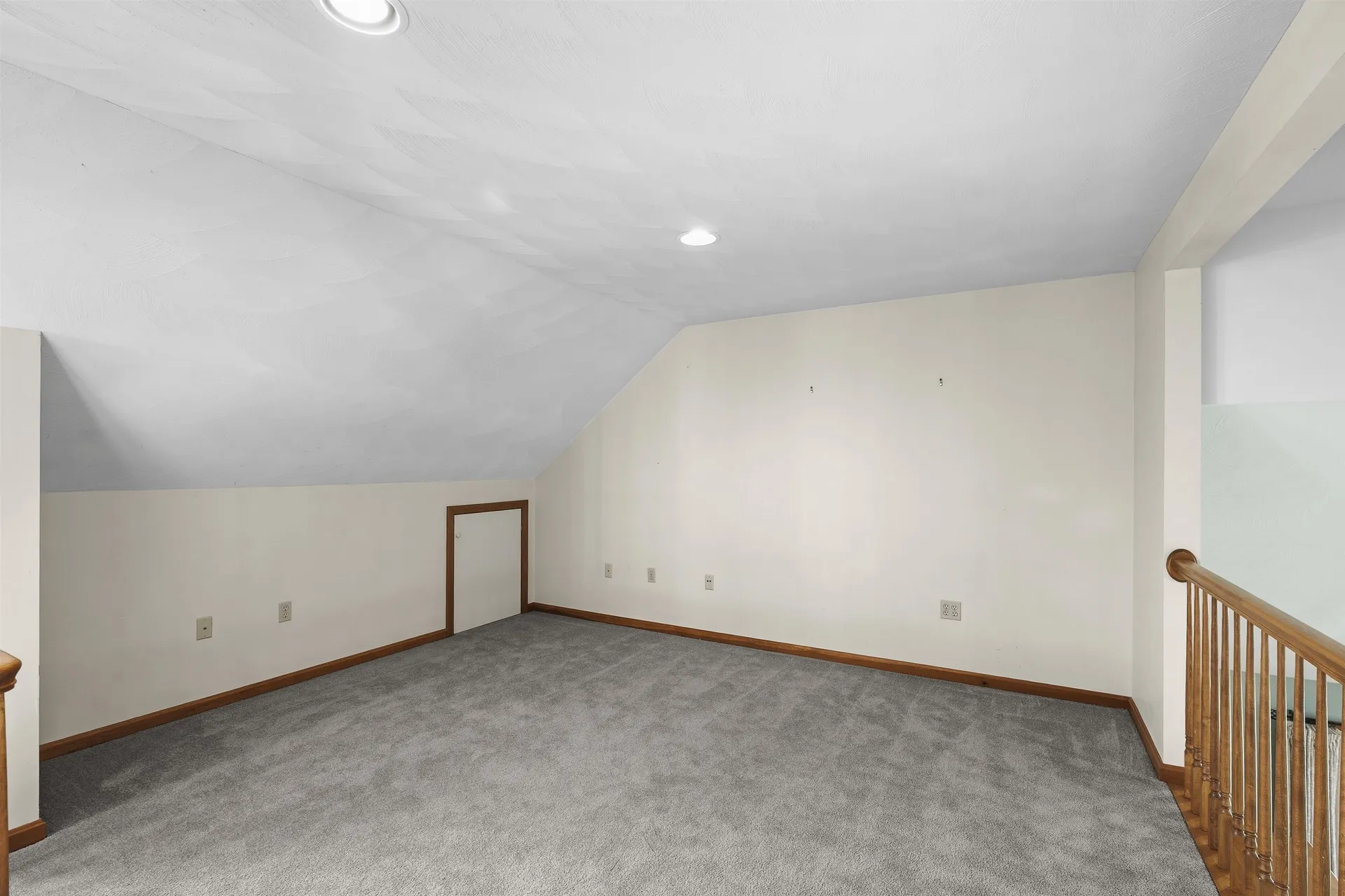 9 Maxwell Drive Brookline NH 03033