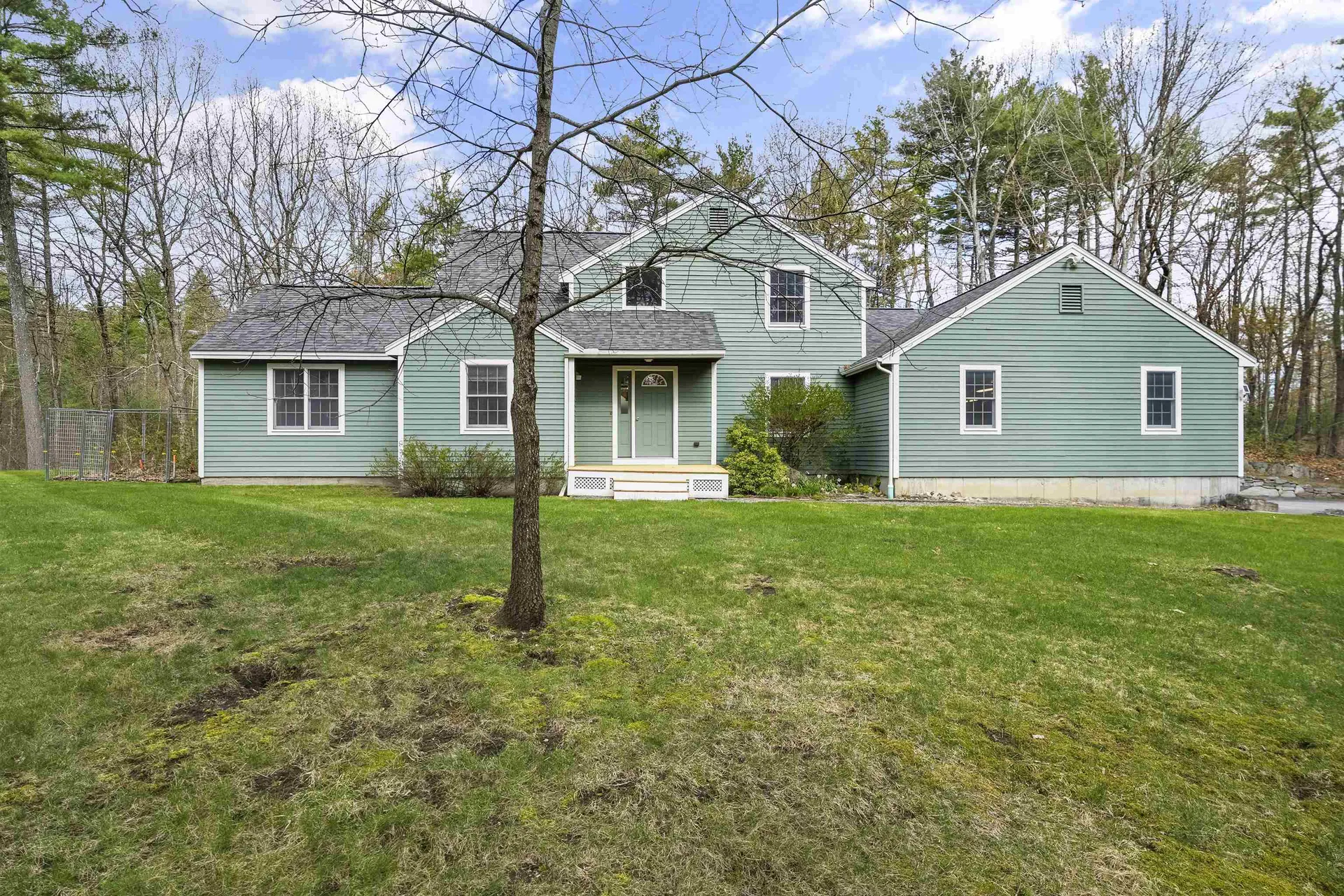 9 Maxwell Drive Brookline NH 03033