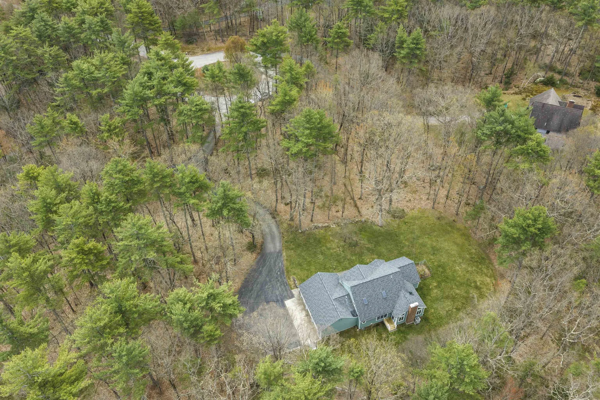 9 Maxwell Drive Brookline NH 03033