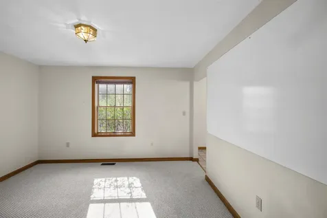 9 Maxwell Drive Brookline NH 03033