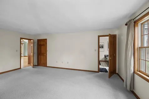 9 Maxwell Drive Brookline NH 03033
