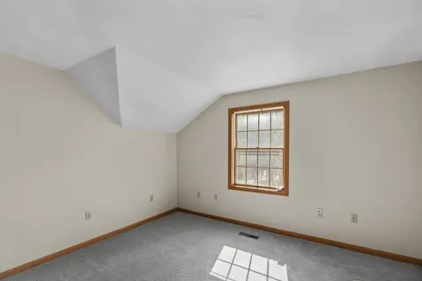 9 Maxwell Drive Brookline NH 03033