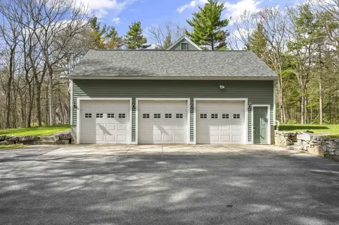 9 Maxwell Drive Brookline NH 03033