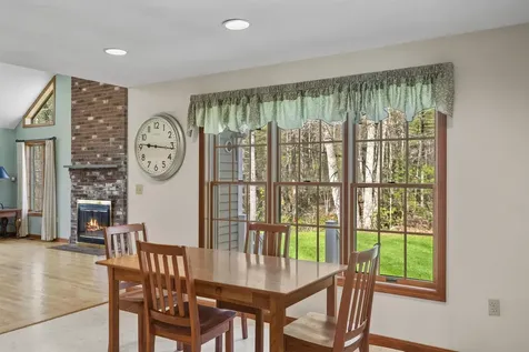 9 Maxwell Drive Brookline NH 03033