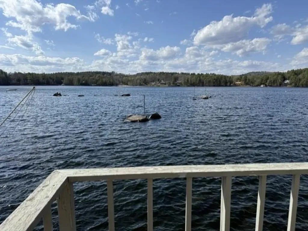 3 Clearwater Avenue Sunapee NH 03782