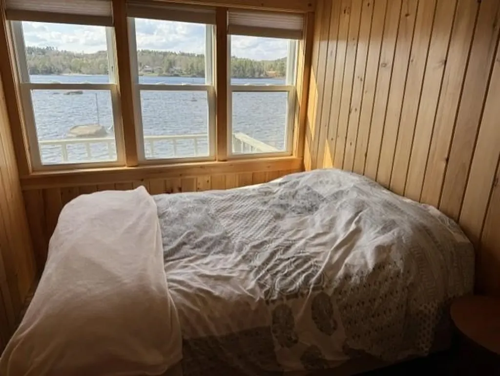 3 Clearwater Avenue Sunapee NH 03782
