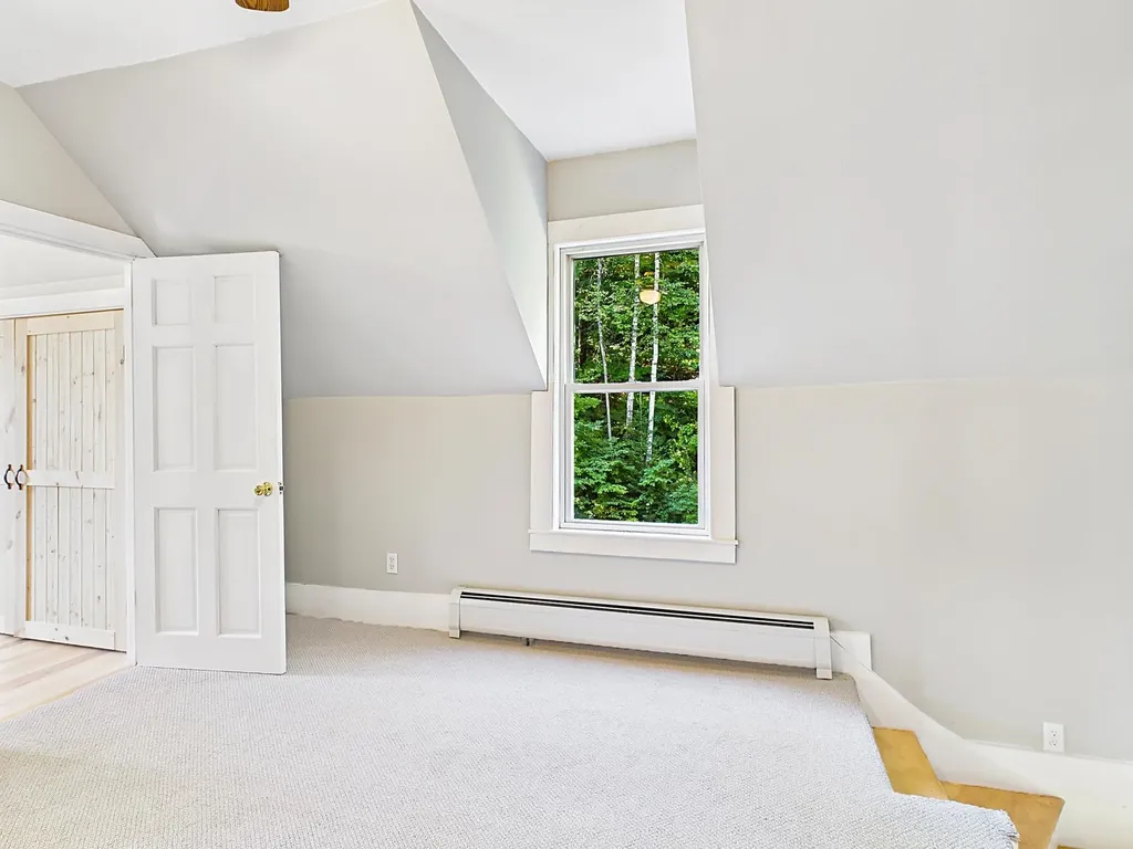 30 Spring Street Colebrook NH 03576