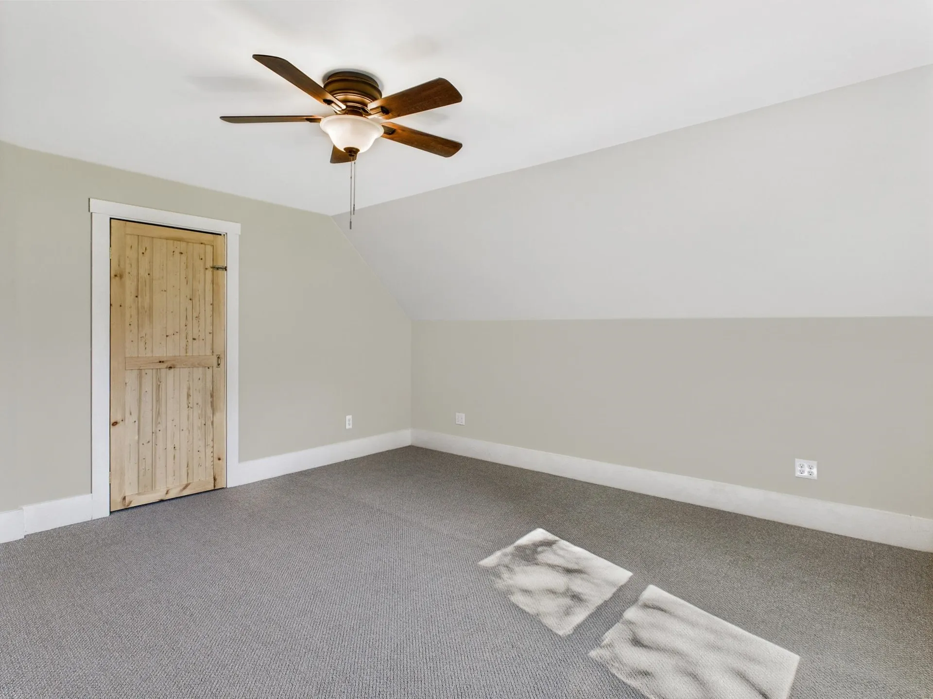 30 Spring Street Colebrook NH 03576