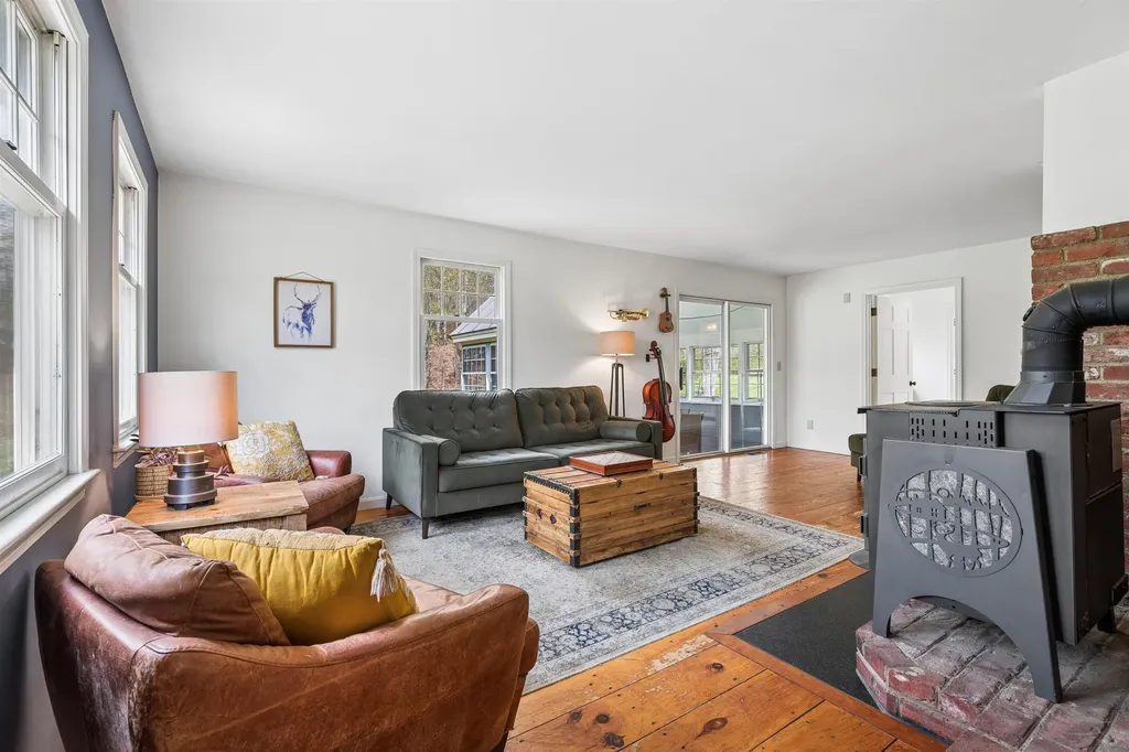 2605 Cox District Road Woodstock VT 05091
