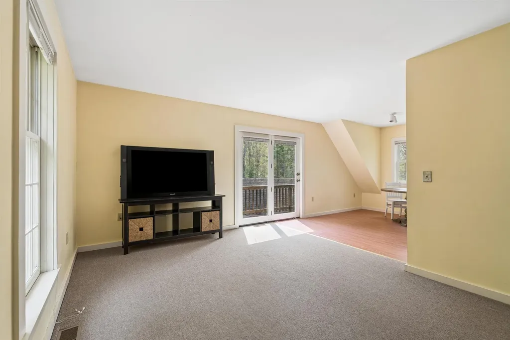 2605 Cox District Road Woodstock VT 05091