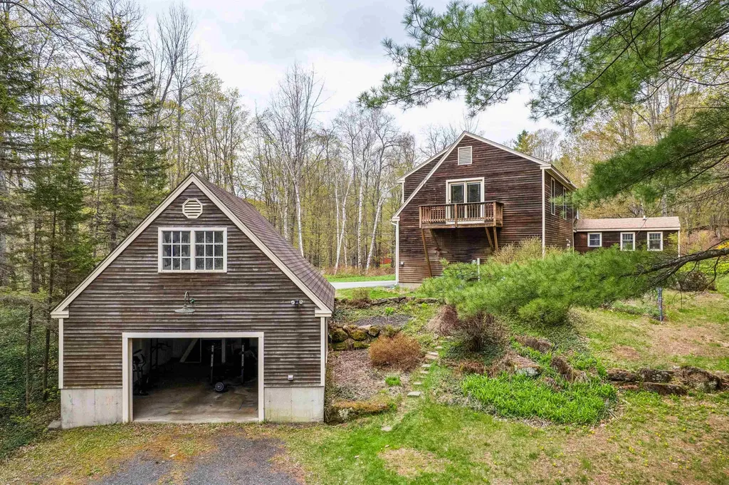 2605 Cox District Road Woodstock VT 05091