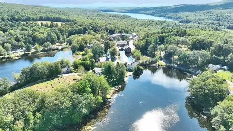 65 Nelson Road Harrisville NH 03450