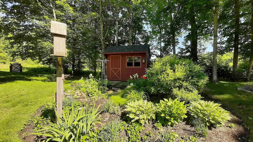 2563 Vt Route 155 Mount Holly VT 05758