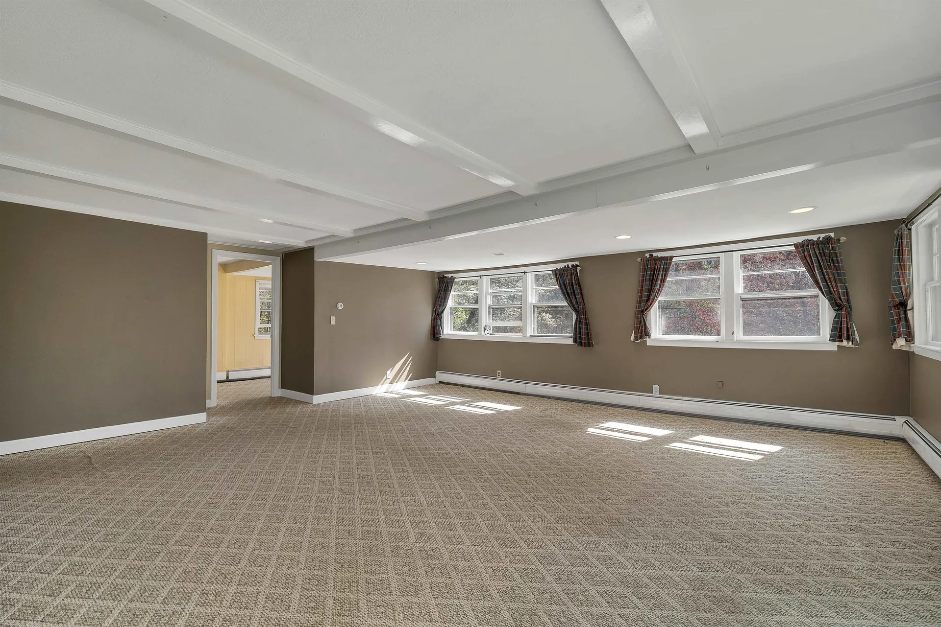 546 White Oaks Road Laconia NH 03246