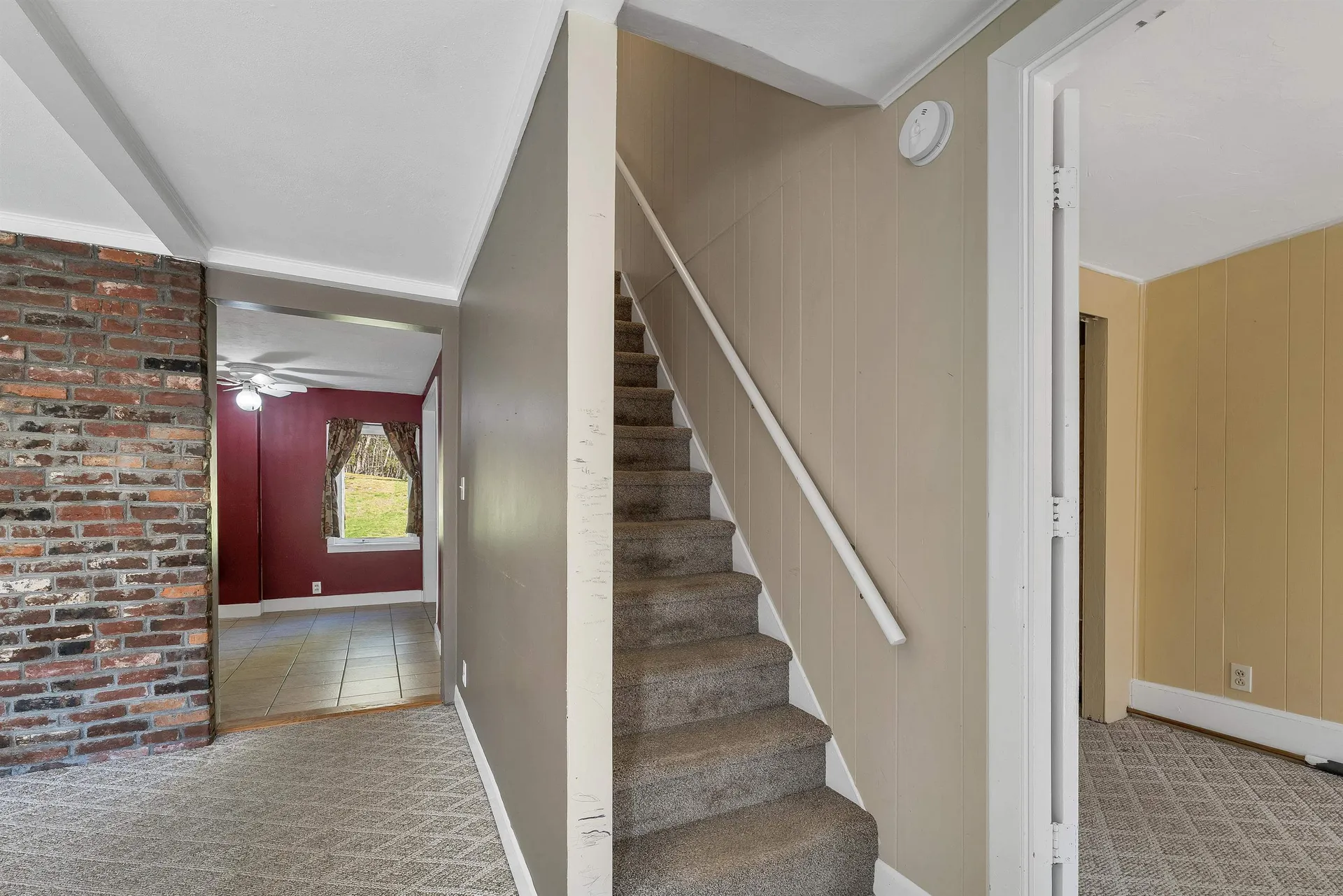 546 White Oaks Road Laconia NH 03246