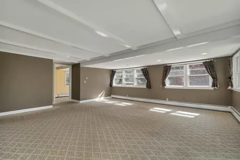 546 White Oaks Road Laconia NH 03246