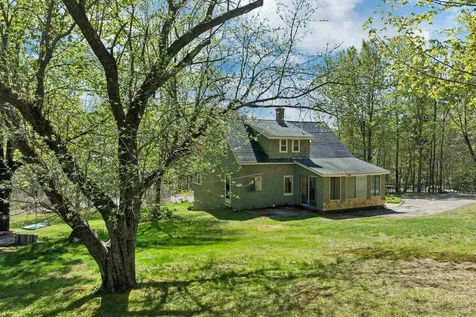546 White Oaks Road Laconia NH 03246