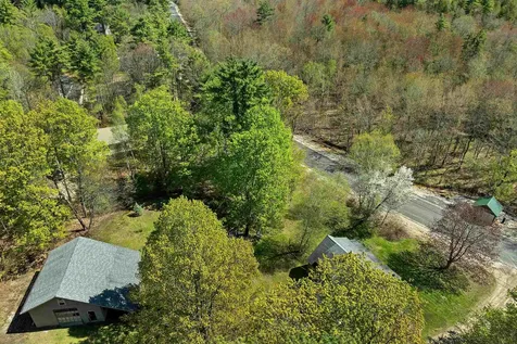 546 White Oaks Road Laconia NH 03246