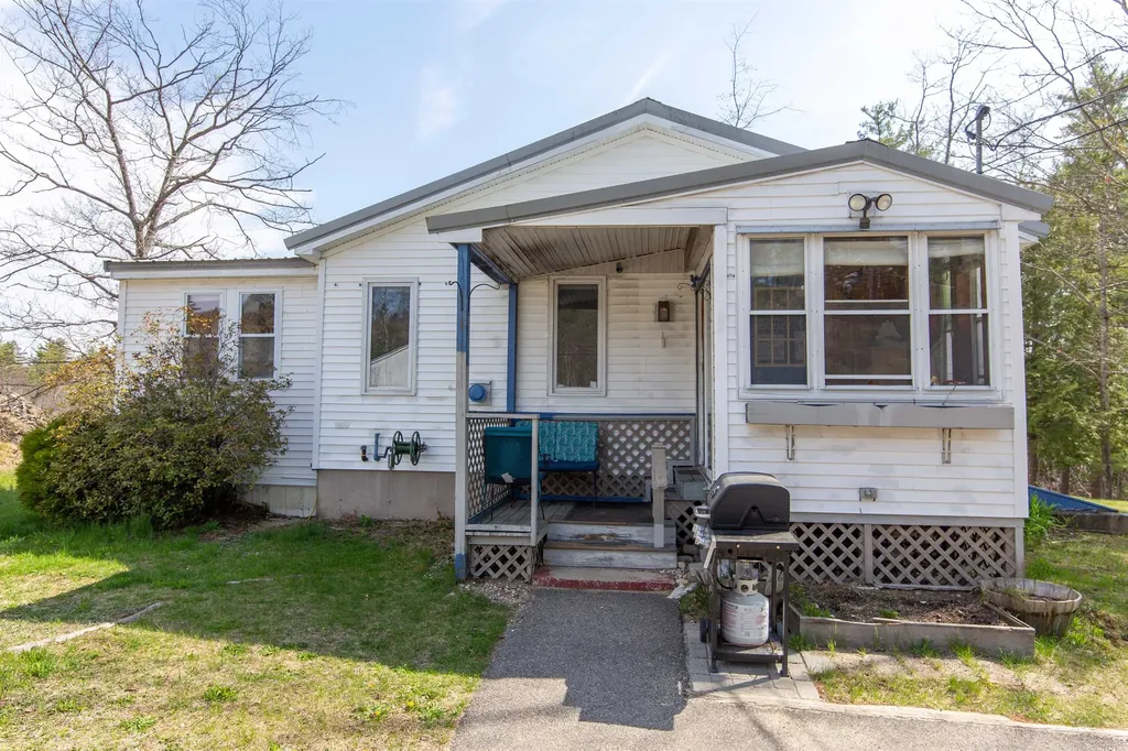 63 Colton Ridge Road Tamworth NH 03817