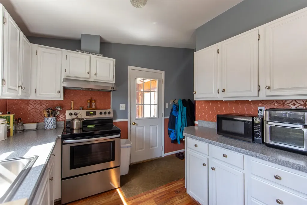 63 Colton Ridge Road Tamworth NH 03817