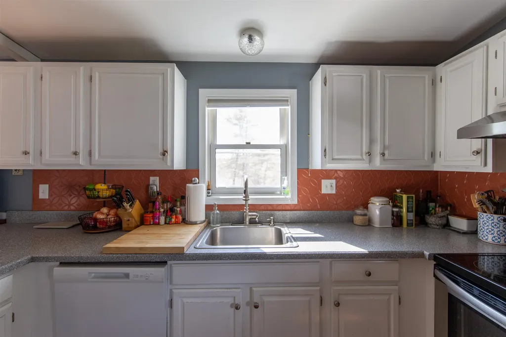 63 Colton Ridge Road Tamworth NH 03817