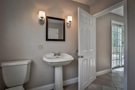 28 Newton Road Plaistow NH 03865
