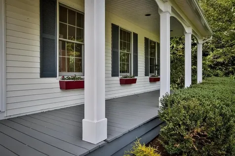 28 Newton Road Plaistow NH 03865