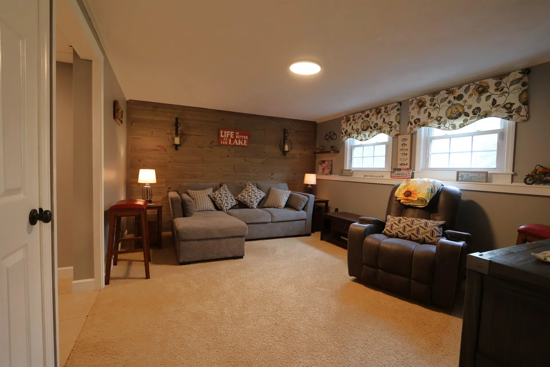 19 Beach Drive Kingston NH 03848