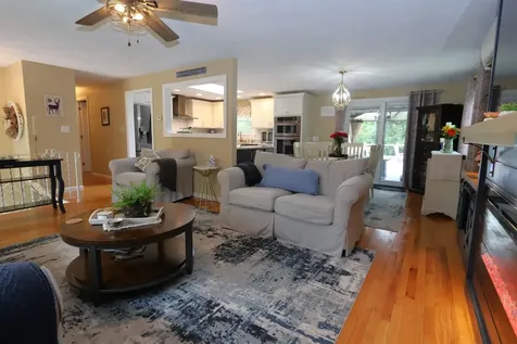 19 Beach Drive Kingston NH 03848