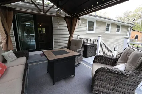 19 Beach Drive Kingston NH 03848